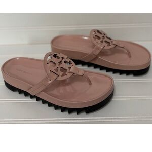 TORY BURCH Miller Pink Patent Leather Lug Sandals Flip Flops Womens Size 7 M